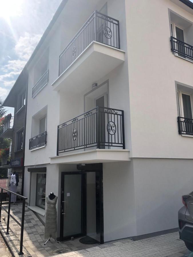 אוסטראון Apartamenty Biala Perla מראה חיצוני תמונה