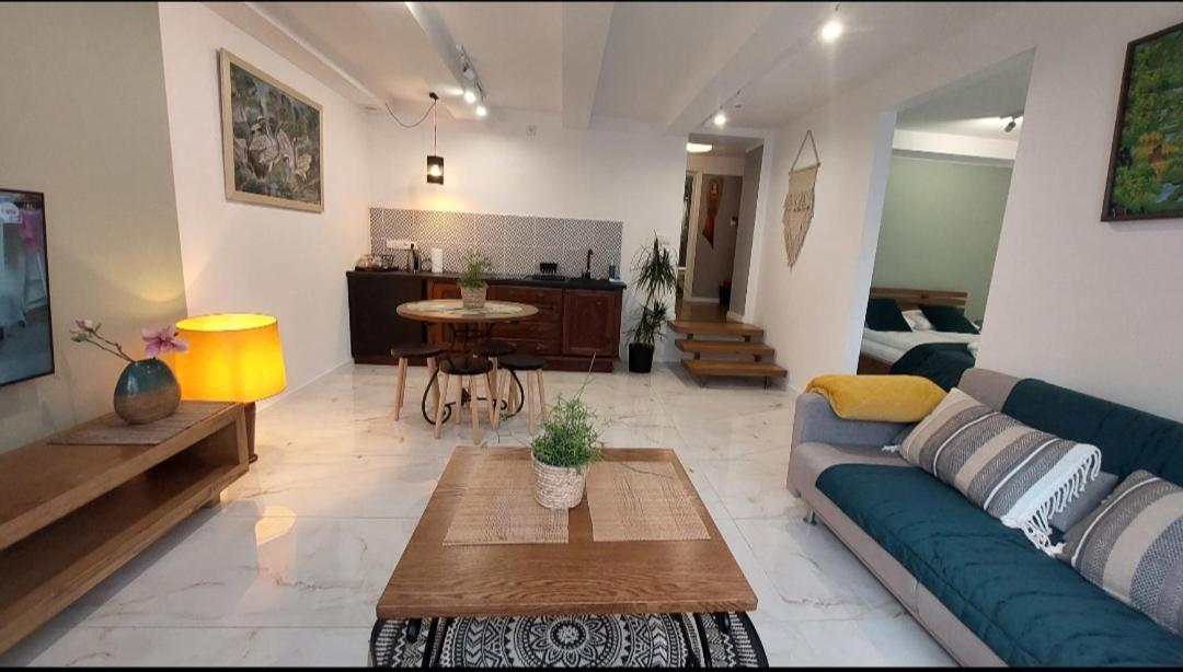 אוסטראון Apartamenty Biala Perla מראה חיצוני תמונה