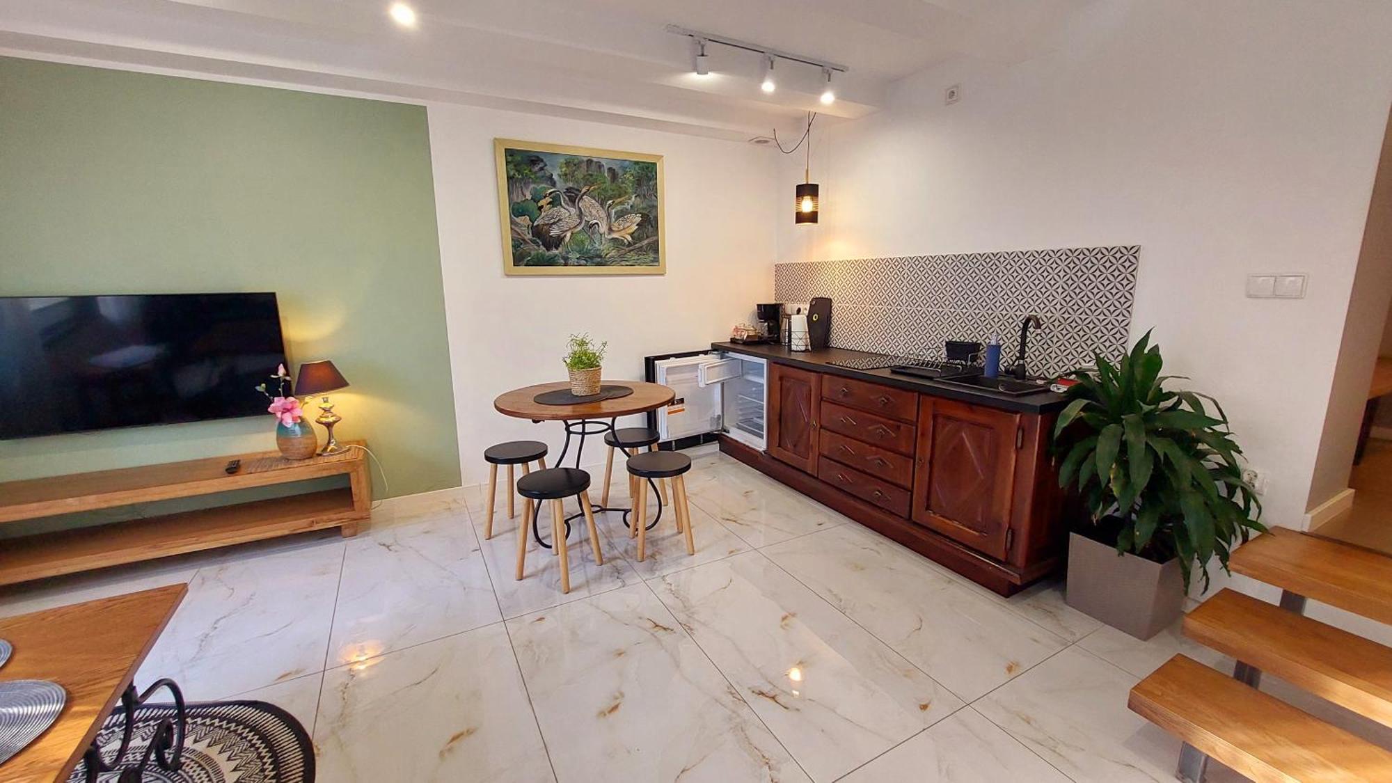 אוסטראון Apartamenty Biala Perla מראה חיצוני תמונה